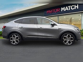 Used Renault Arkana 2023 for sale - 77048513: Photo