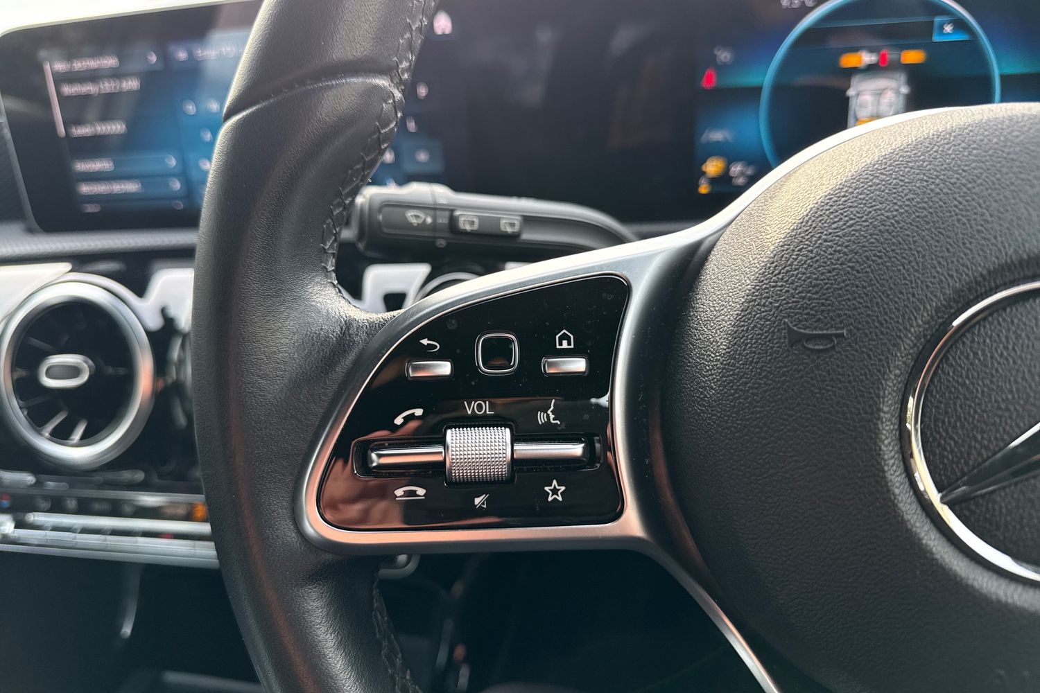 Used Mercedes-Benz A-Class 2019 for sale - 77123687: Photo 32