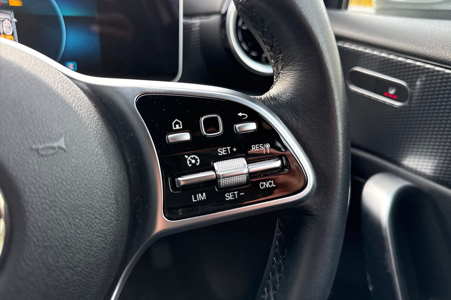 Used Mercedes-Benz A-Class 2019 for sale - 77123687: Photo 33