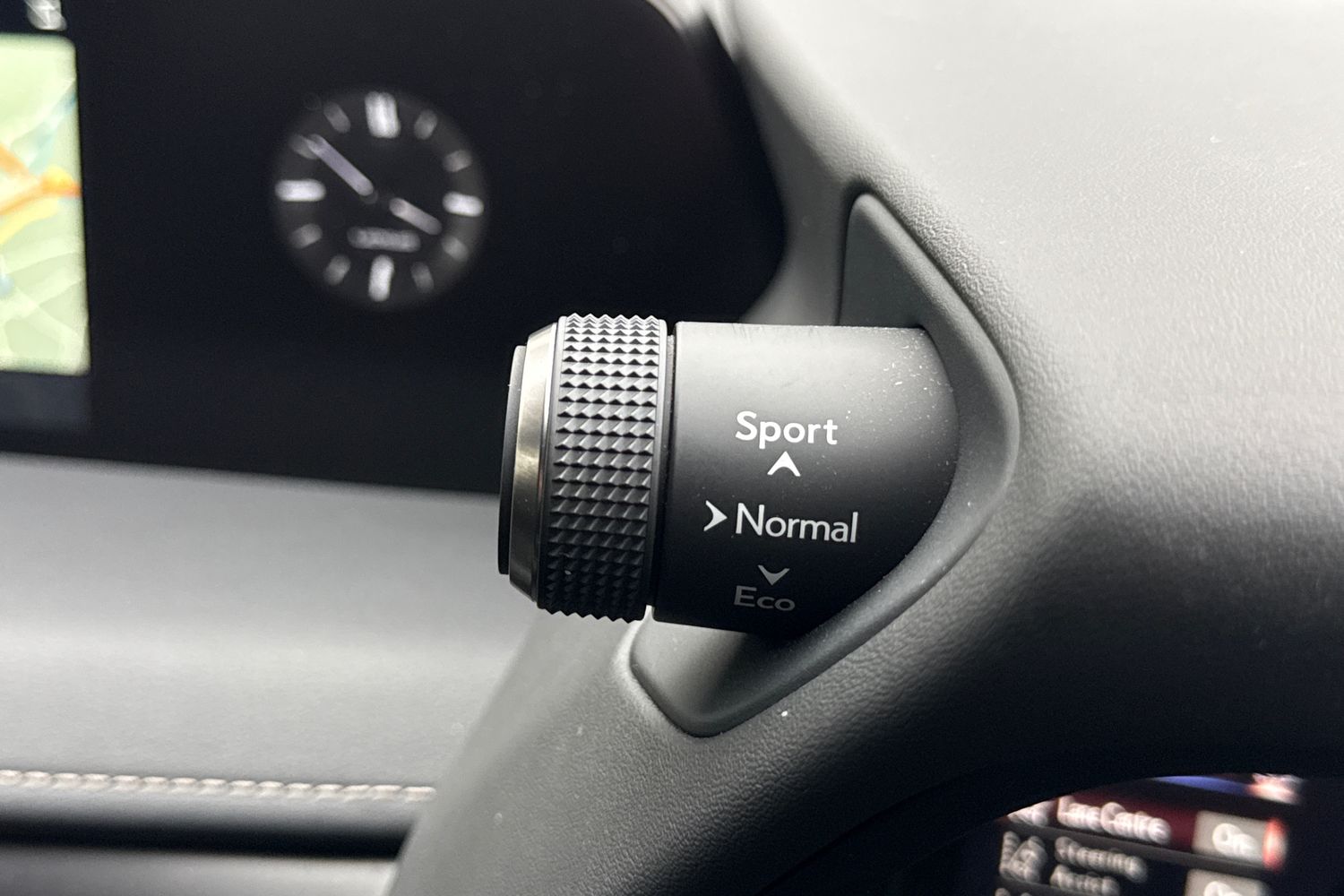 Used Lexus UX 2022 for sale - 77879102: Photo 40