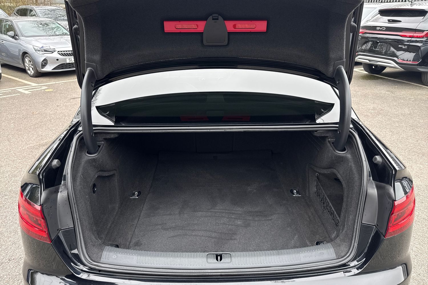 Used Audi A4 2017 for sale - 77812655: Photo 10