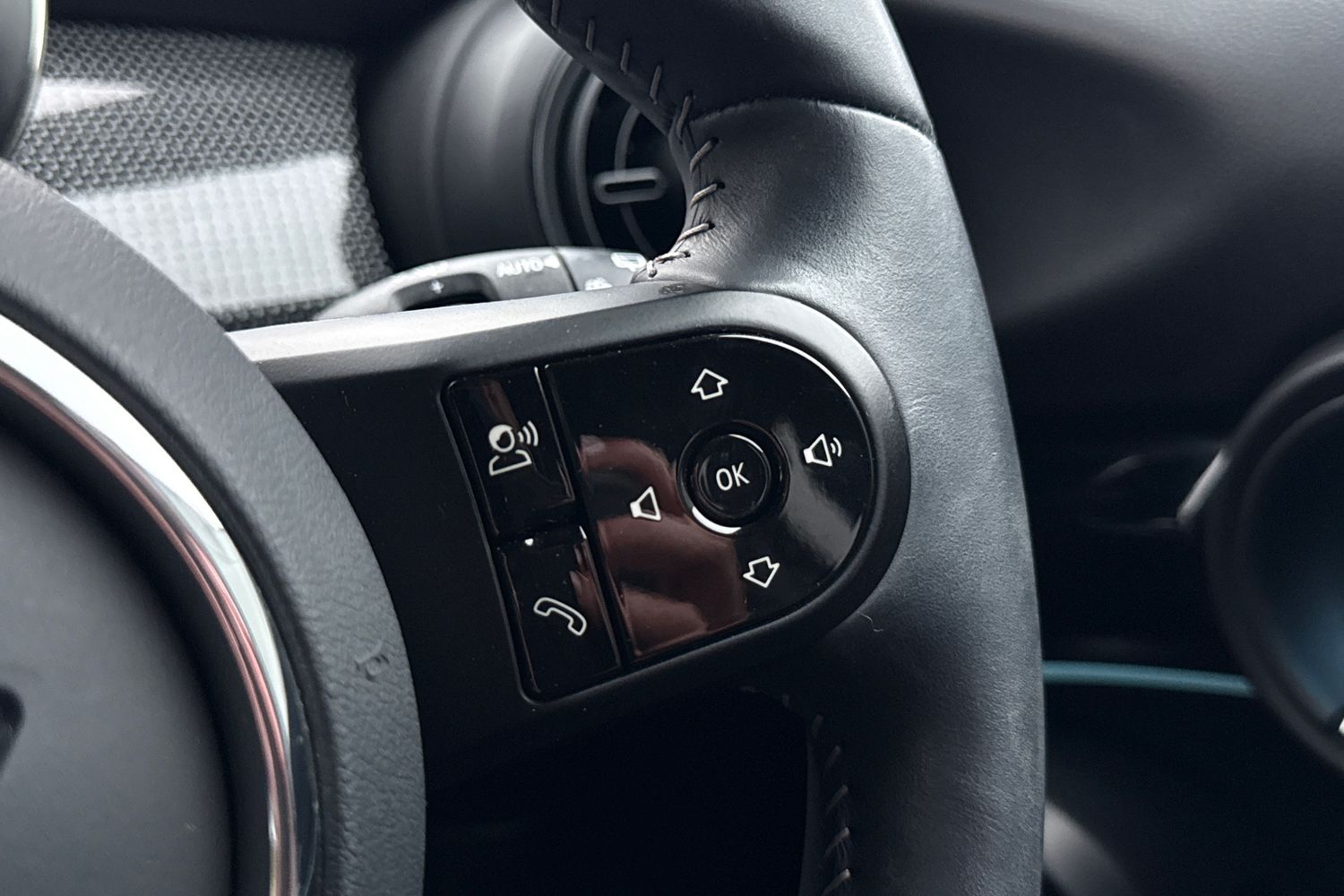 Used MINI Hatch 2023 for sale - 77435998: Photo 31