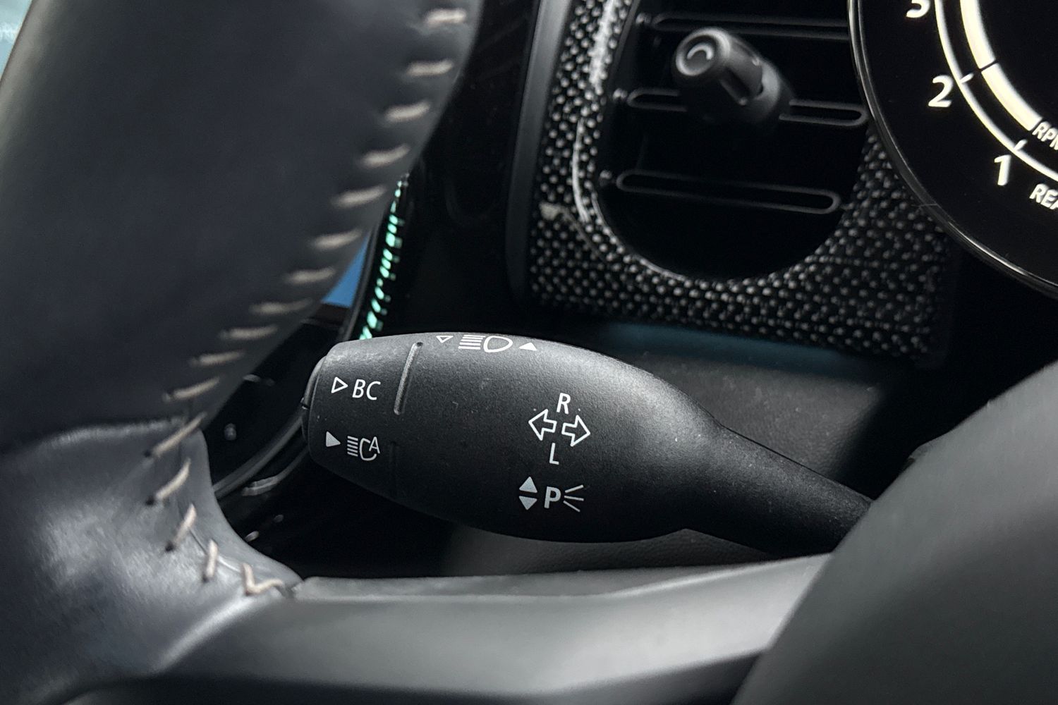 Used MINI Hatch 2023 for sale - 77435998: Photo 32