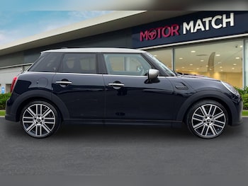 Used MINI Hatch 2023 for sale - 77435998: Photo