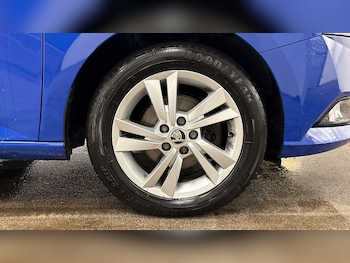 Used Skoda Fabia 2021 for sale - 77117750: Photo