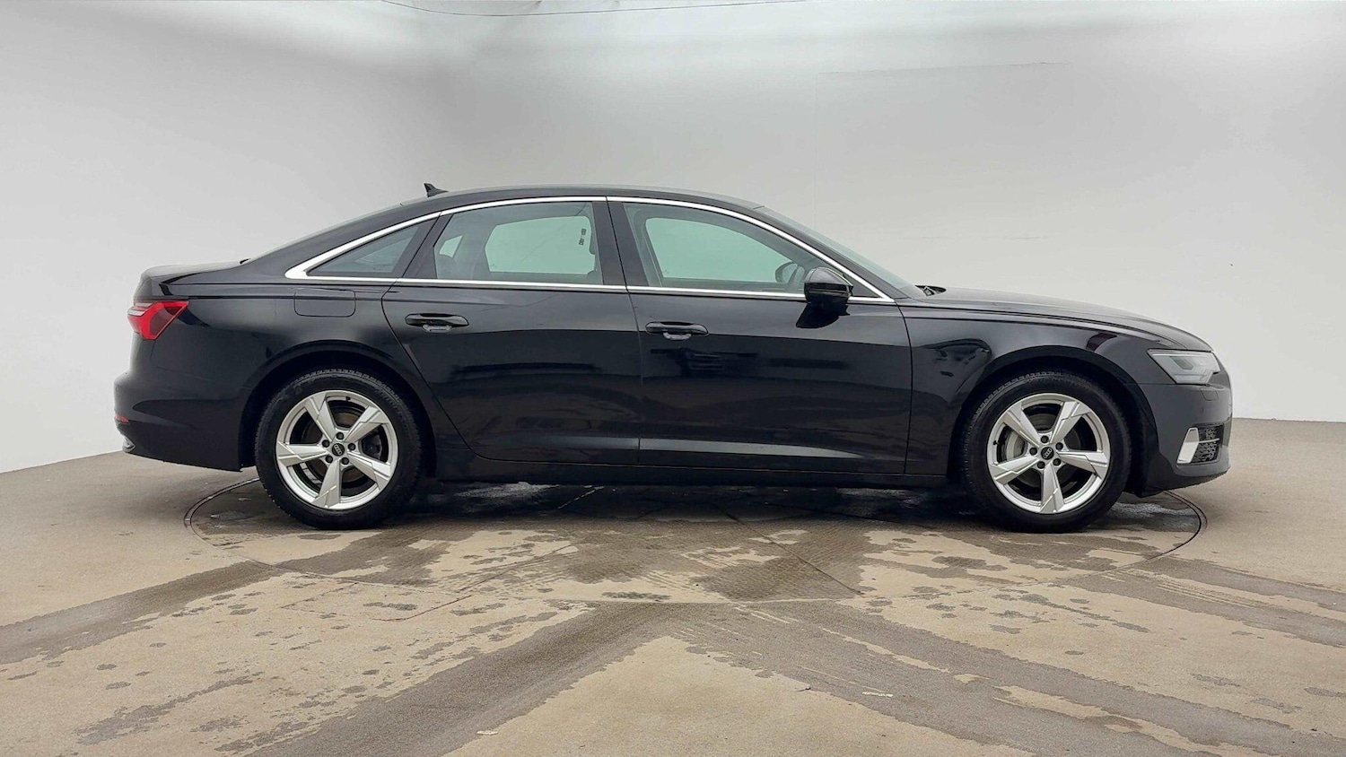 Used Audi A6 Saloon 2022 for sale - 77117739: Photo 4