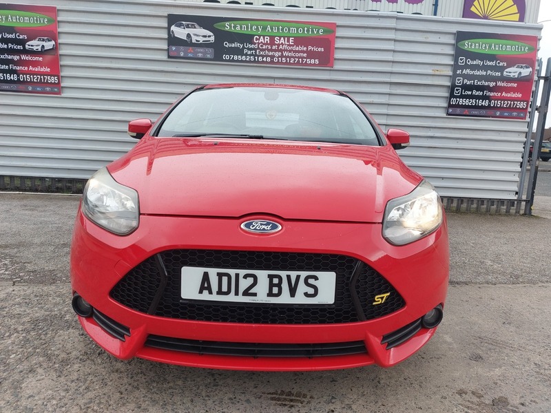 Used Ford Focus 2012 for sale - 77880723: Photo 2