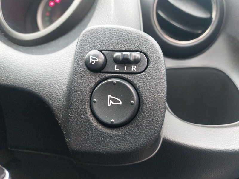 Used Honda Jazz 2014 for sale - 77906079: Photo 16