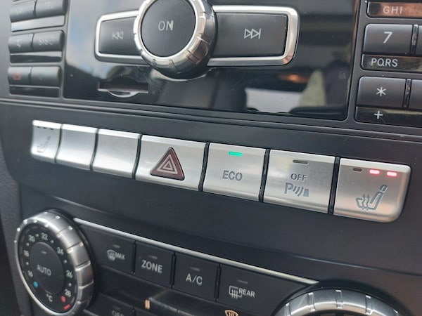 Used Mercedes-Benz C Class 2014 for sale - 76211007: Photo 25