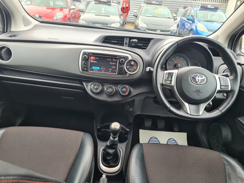 Used Toyota Yaris 2013 for sale - 78004084: Photo 11