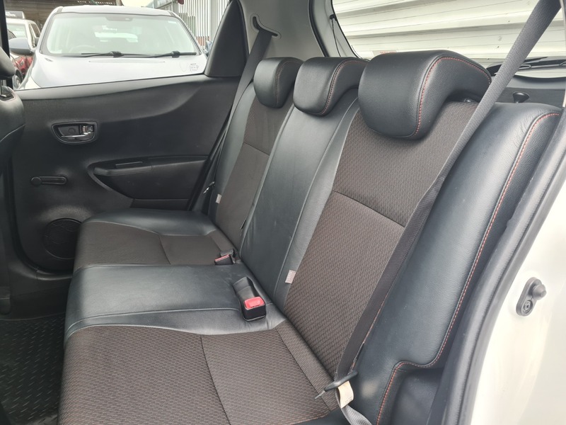 Used Toyota Yaris 2013 for sale - 78004084: Photo 13