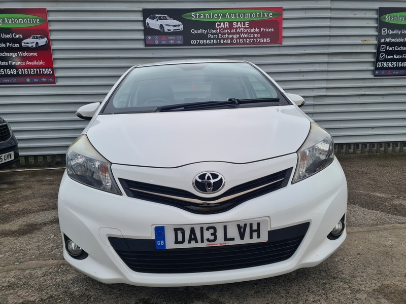 Used Toyota Yaris 2013 for sale - 78004084: Photo 2
