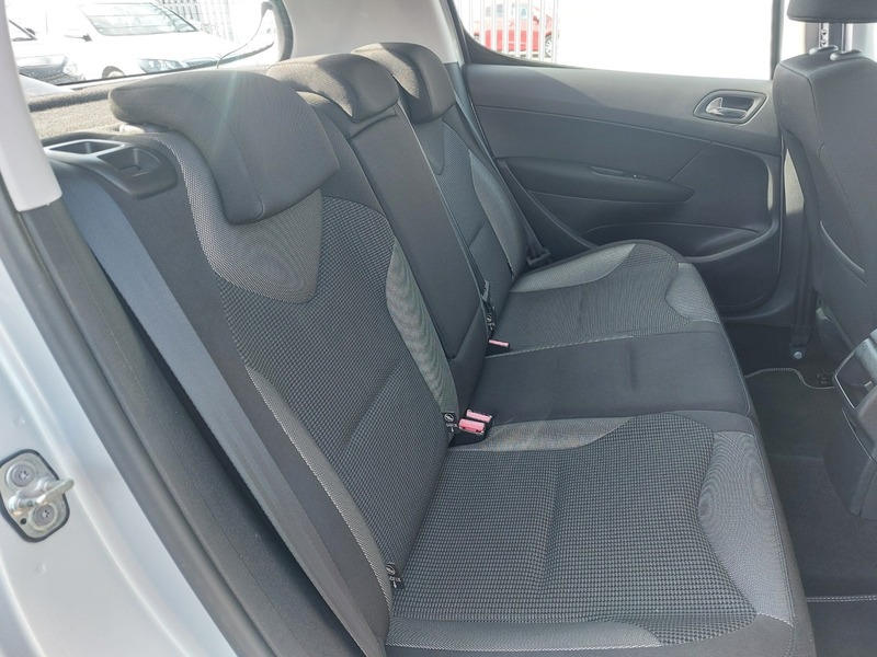 Used Peugeot 308 2012 for sale - 78154676: Photo 14