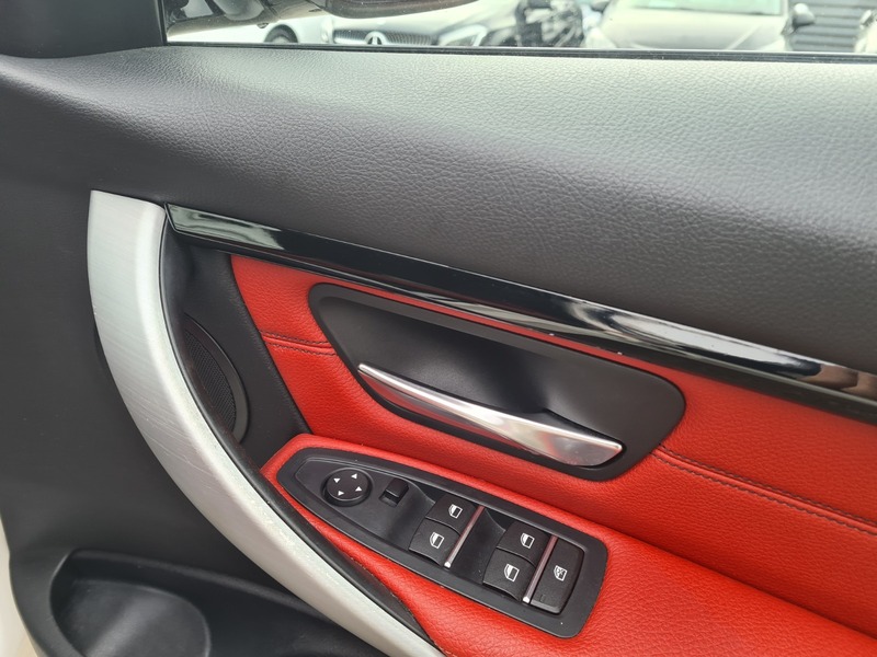 Used BMW 3 Series 2016 for sale - 77906093: Photo 30