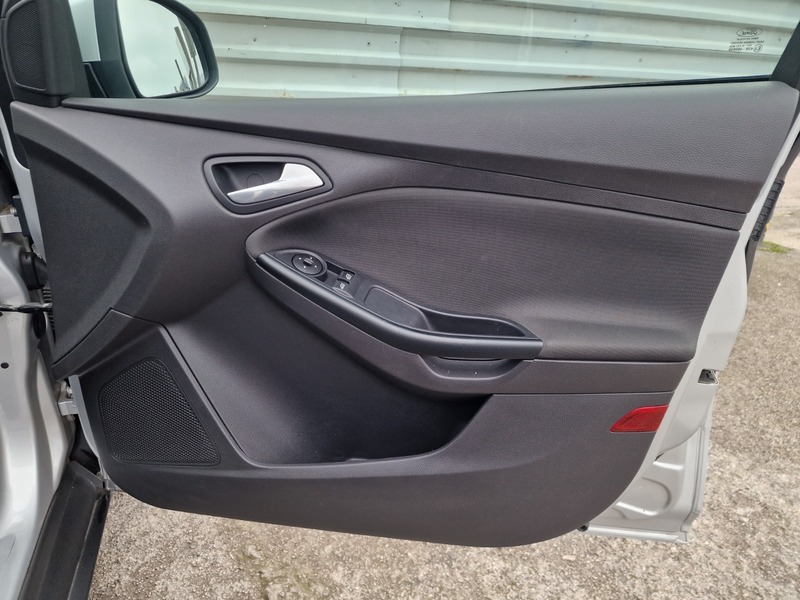 Used Ford Focus 2012 for sale - 77049159: Photo 21