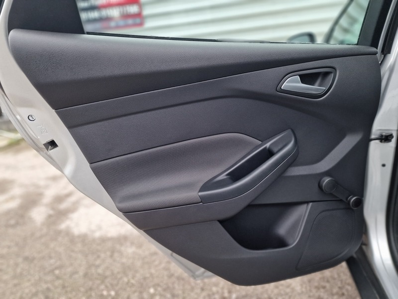 Used Ford Focus 2012 for sale - 77049159: Photo 32