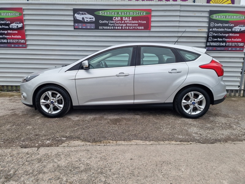 Used Ford Focus 2012 for sale - 77049159: Photo 4