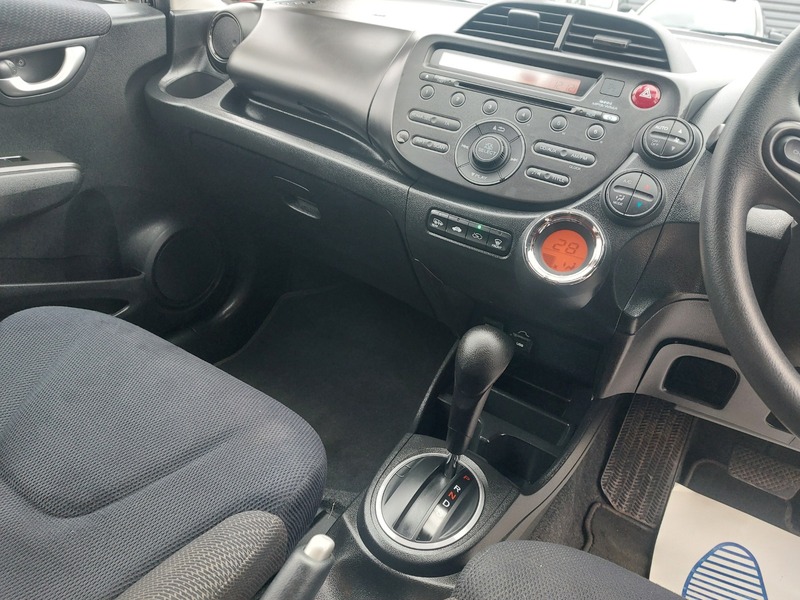 Used Honda Jazz 2011 for sale - 77328839: Photo 14