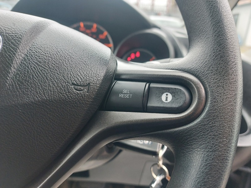 Used Honda Jazz 2011 for sale - 77328839: Photo 18