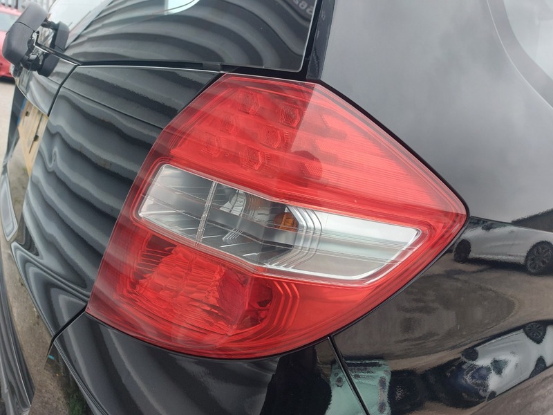 Used Honda Jazz 2011 for sale - 77328839: Photo 25