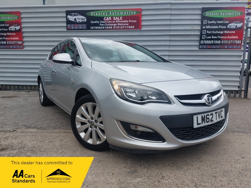 Used Vauxhall Astra 2012 for sale - 76605373: Photo 1