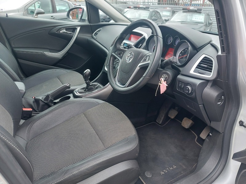 Used Vauxhall Astra 2012 for sale - 76605373: Photo 10