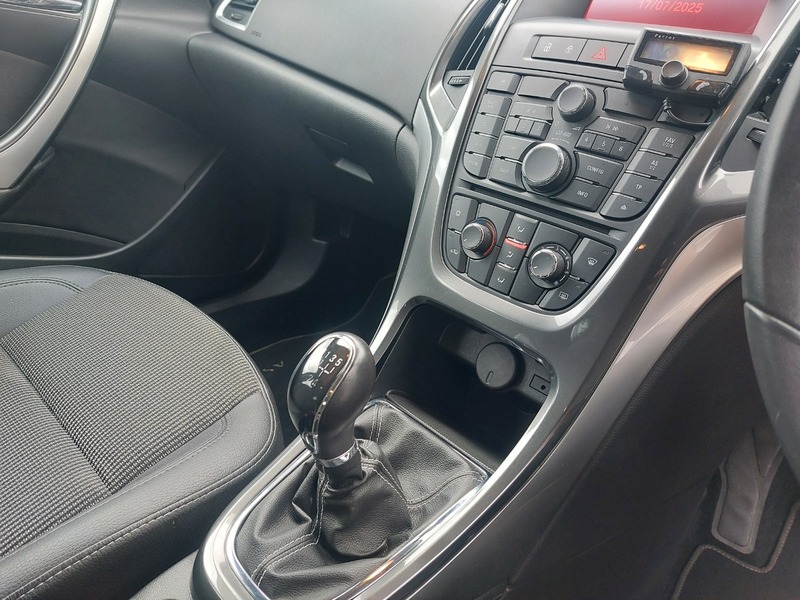 Used Vauxhall Astra 2012 for sale - 76605373: Photo 16