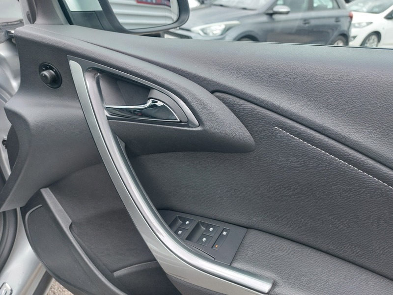 Used Vauxhall Astra 2012 for sale - 76605373: Photo 20