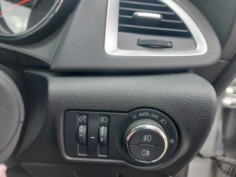 Used Vauxhall Astra 2012 for sale - 76605373: Photo 21