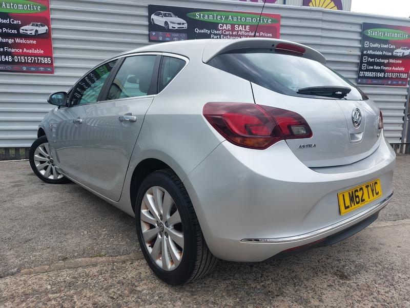 Used Vauxhall Astra 2012 for sale - 76605373: Photo 5
