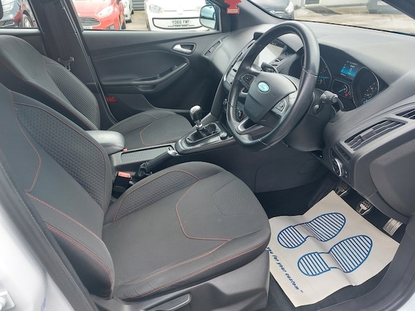 Used Ford Focus 2017 for sale - 76148420: Photo 10