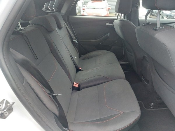 Used Ford Focus 2017 for sale - 76148420: Photo 13