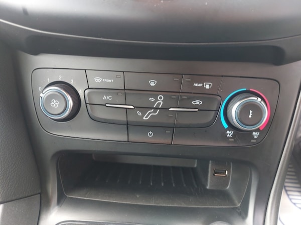 Used Ford Focus 2017 for sale - 76148420: Photo 28