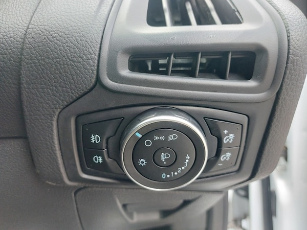 Used Ford Focus 2017 for sale - 76148420: Photo 29