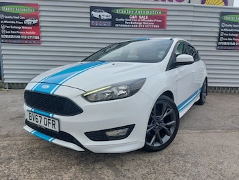Used Ford Focus 2017 for sale - 76148420: Photo 3