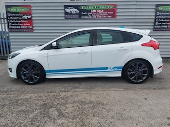 Used Ford Focus 2017 for sale - 76148420: Photo 4