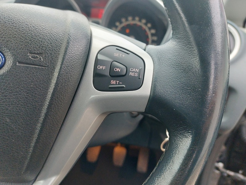 Used Ford Fiesta 2011 for sale - 76250257: Photo 21