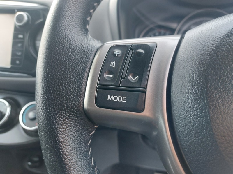 Used Toyota Yaris 2016 for sale - 78201420: Photo 21