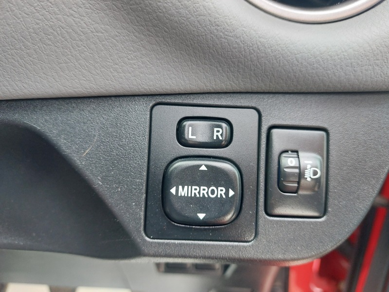 Used Toyota Yaris 2016 for sale - 78201420: Photo 25