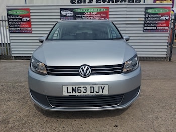 Used Volkswagen Touran 2013 for sale - 79400585: Photo