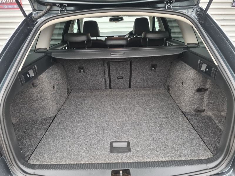 Used Skoda Octavia 2015 for sale - 77384897: Photo 17