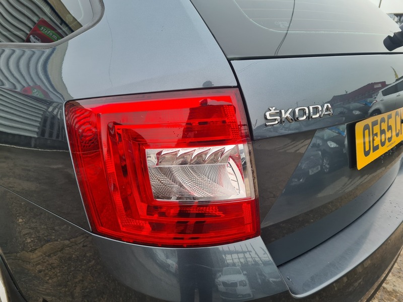 Used Skoda Octavia 2015 for sale - 77384897: Photo 33
