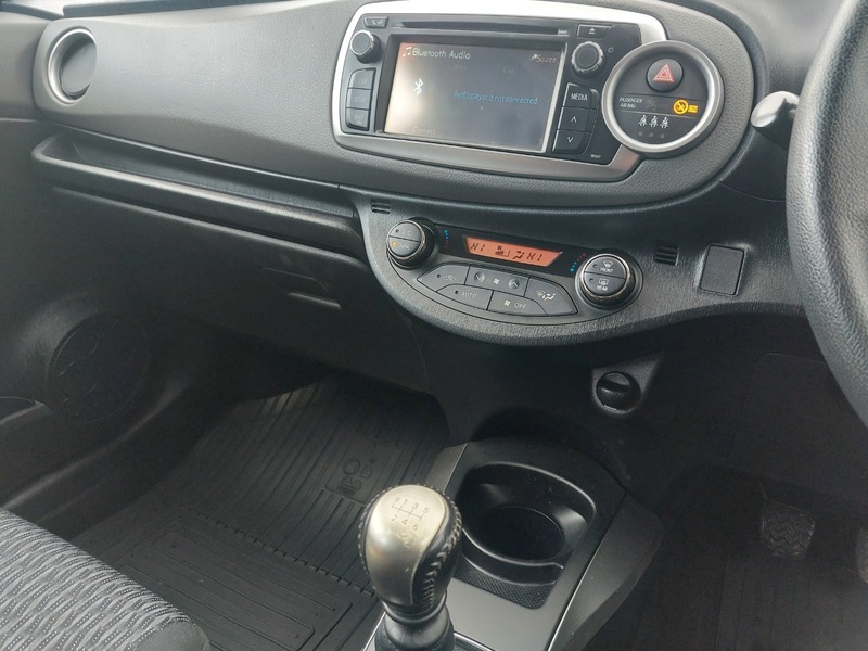 Used Toyota Yaris 2014 for sale - 77395028: Photo 17