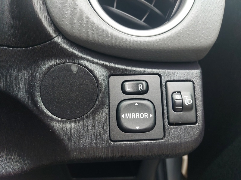 Used Toyota Yaris 2014 for sale - 77395028: Photo 22