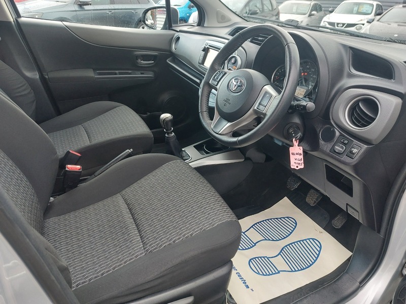 Used Toyota Yaris 2014 for sale - 77395028: Photo 9