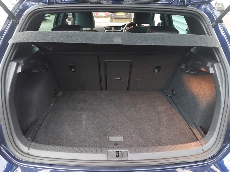 Used Volkswagen Golf 2017 for sale - 76962925: Photo 28