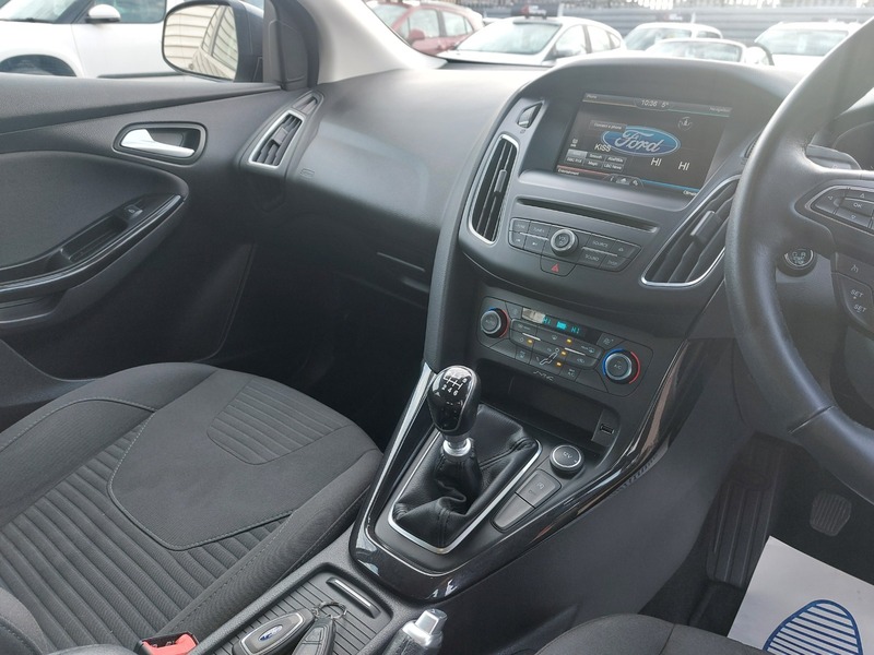 Used Ford Focus 2015 for sale - 77213209: Photo 14