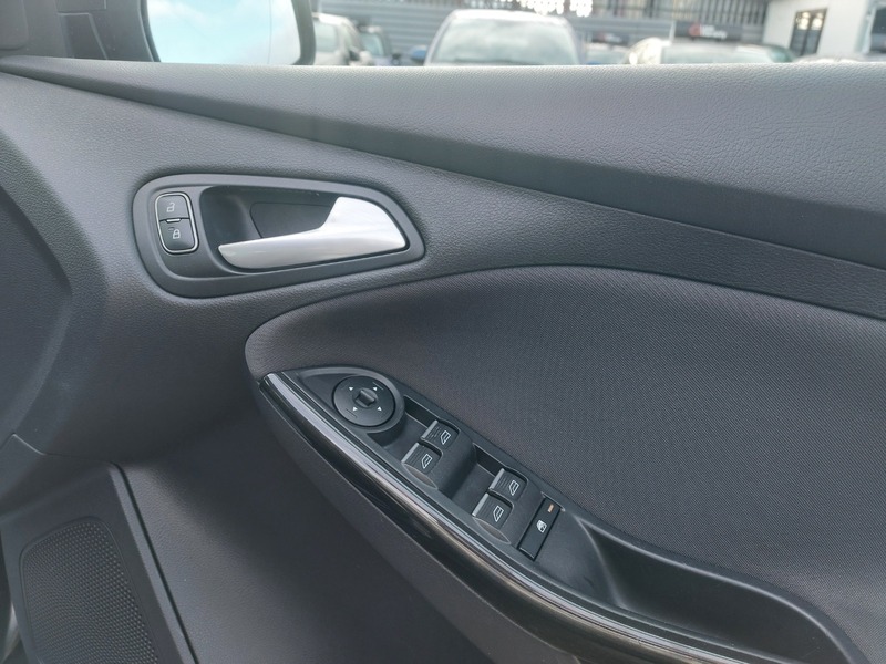 Used Ford Focus 2015 for sale - 77213209: Photo 24