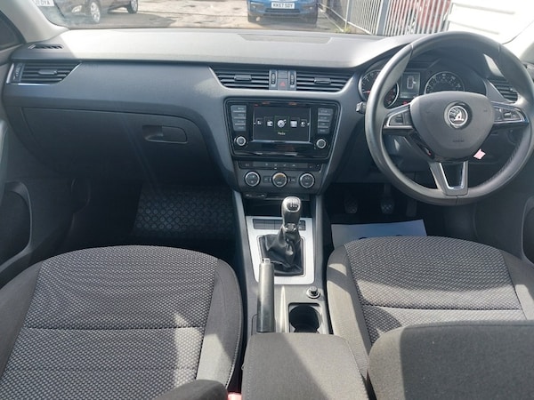 Used Skoda Octavia 2015 for sale - 75986918: Photo 11