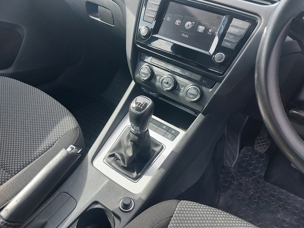 Used Skoda Octavia 2015 for sale - 75986918: Photo 17